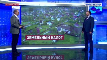 Дмитрий Ворона: На самом деле жители воссоединенных регионов могут уже сейчас прийти и бесплатно, без госпошлины оформить право собственности на землю по упрощенной системе