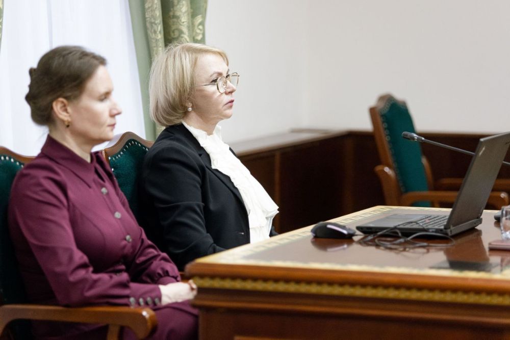 Ирина Гехт: На 18-й сессии Собрания депутатов принято 6 законов округа, но отдельно хочу остановиться на двух из них