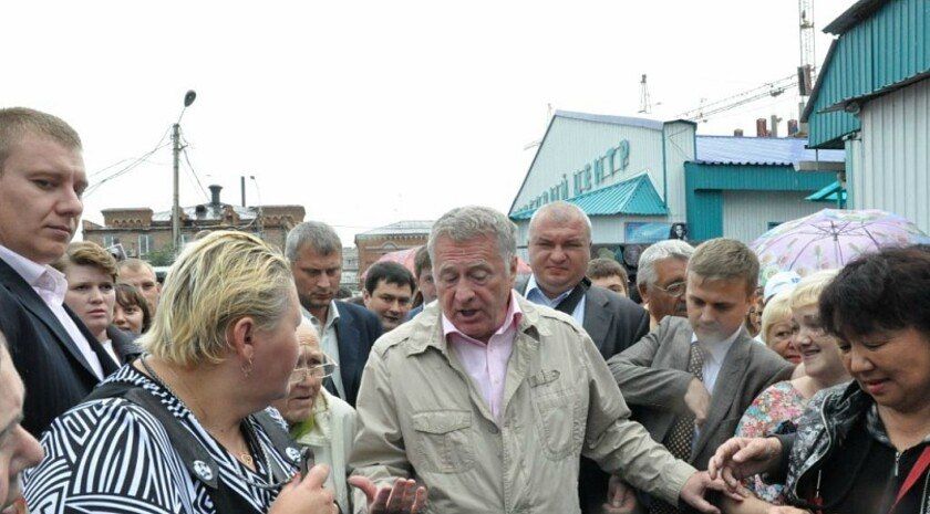 Стипендии имени Жириновского будут выплачивать за успехи в учебе