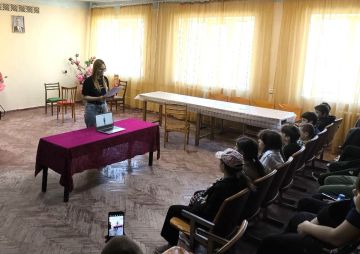 В Токмакском городском Доме культуры состоялась тематическая лекция «Террор – проблема века»