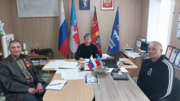 Депутат Васильевского окружного Совета депутатов первого созыва от партии «Единая Россия» Сергей Кулинич провел прием граждан