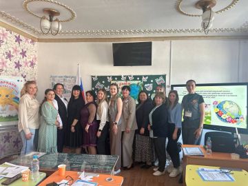 В ГБУ ОО ЗО СОШ № 24 им.участника СВО Твердого И.В. пошёл семинар-практикум для учителей начальной школы