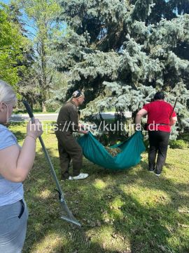 Субботник в Дворце культуры «Горняк»!