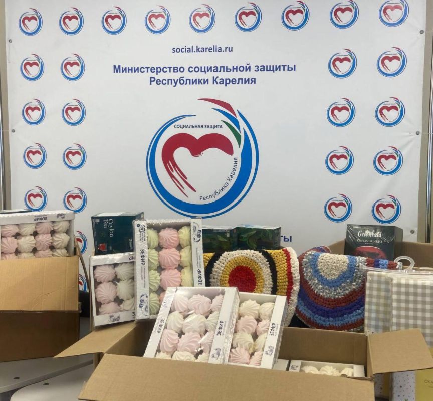 Сотрудники Минсоцзащиты Карелии проводят сбор подарков для пожилых людей, проживающих в селе Орлянское