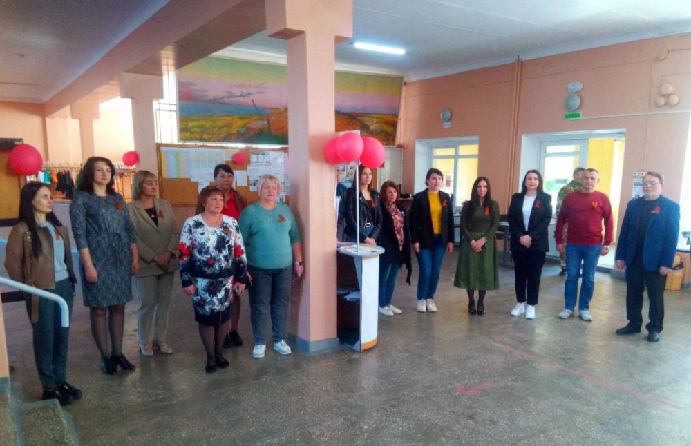 В Днепрорудненском индустриальном колледже продолжают укреплять традиции и гражданскую позицию