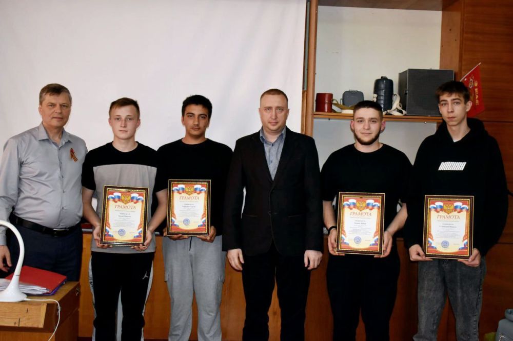 Конкурс студенческих работ состоялся в Днепрорудненском индустриальном колледже