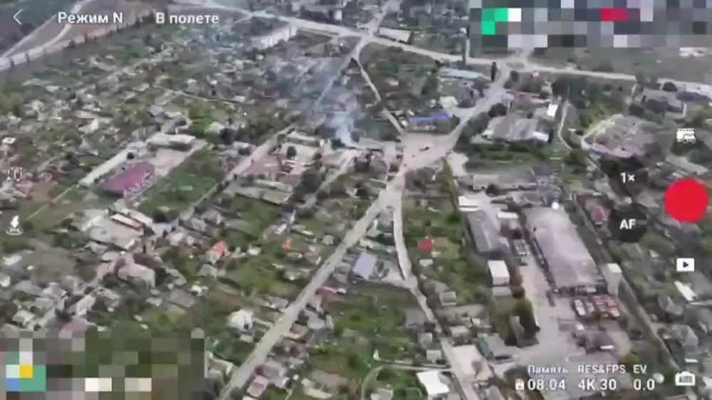 Семь человек погибли, более 20 ранены — ВСУ нанесли удар дронами по рынку в Алёшках Херсонской области