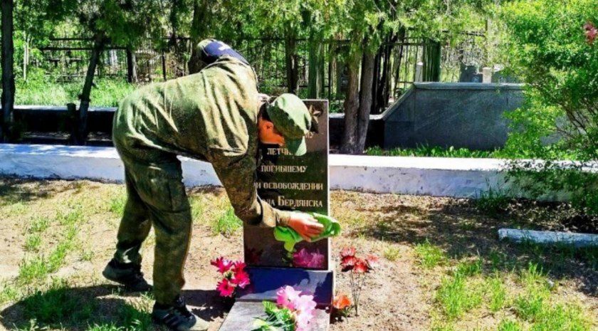 Следователи Запорожской области привели в порядок военные мемориалы ко Дню Победы