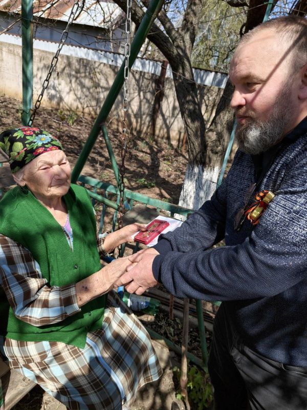 Депутаты Пологовского округа от «ЕДИНОЙ РОССИИ» поздравляют Ветеранов Великой Отечественной Войны