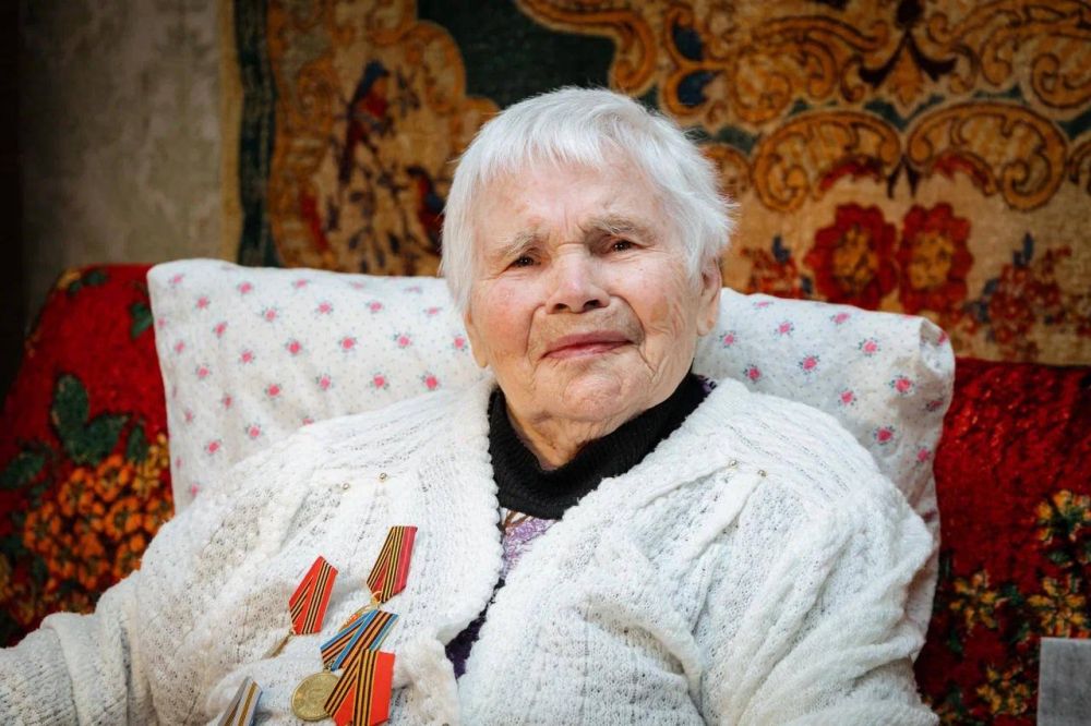 Жительница Мелитополя, ветеран ВОВ, награждена юбилейной медалью «80 лет Победы в Великой Отечественной войне 1941-1945 годов»