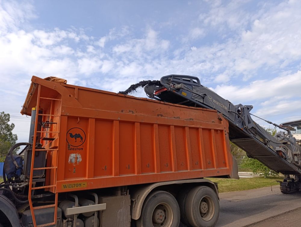 Ремонт дорожного уличного покрытия стартовал в пгт Веселое