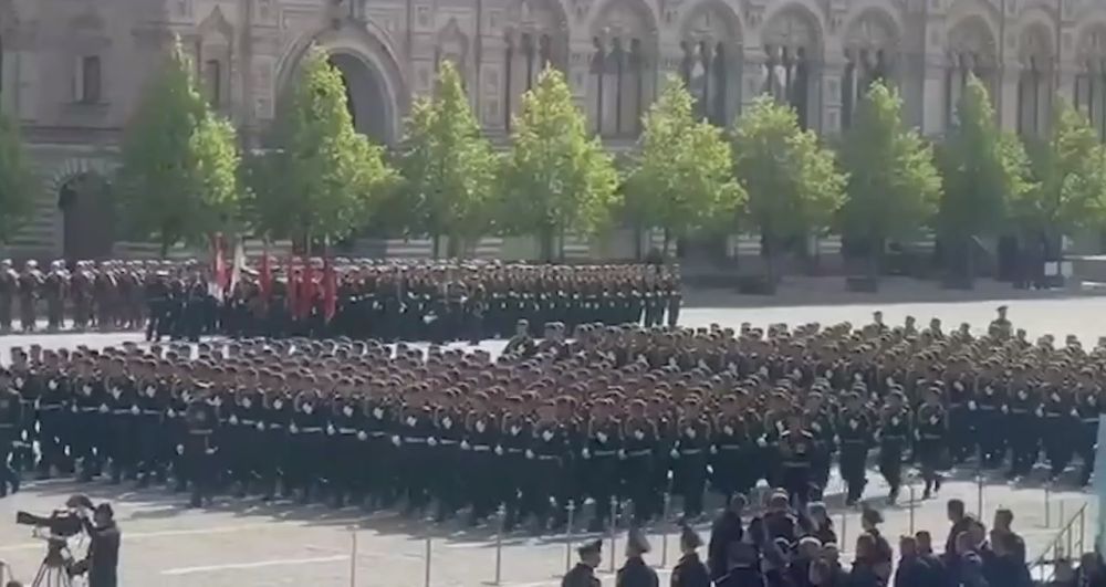 Во время репетиции парада Победы наши воины прошли, исполняя песню «Группа крови» Цоя
