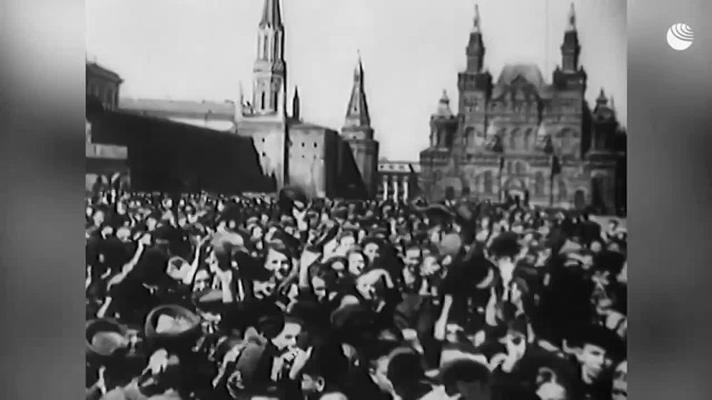 Внимание!. Говорит Москва!