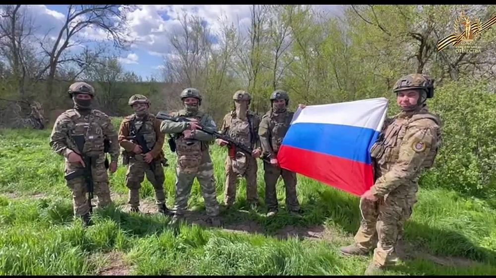 Солдат России - солдату Великой Отечественной: ответ с передовой, медаль и крепкое рукопожатие