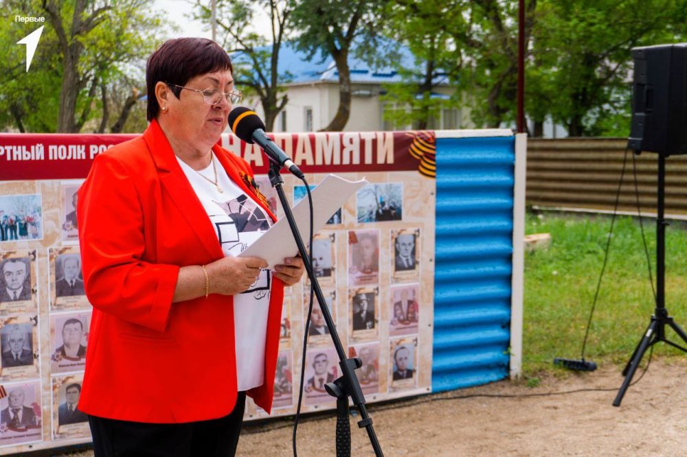 "Сохраним память навсегда» — под таким девизом в с.Гирсовка прошло торжественное возложение цветов к памятнику воинам-односельчанам, погибшим в годы Великой Отечественной войны