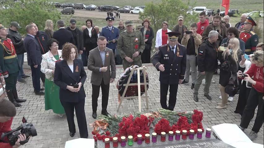В Мелитопольском районе Запорожской области состоялось торжественное захоронение останков 21 солдата Красной армии, погибших в годы Великой Отечественной войны