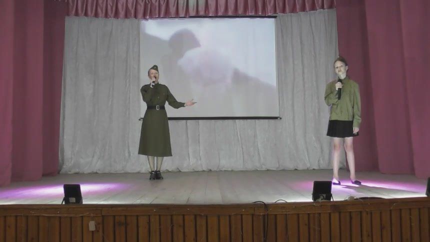 Песня "В землянке". Поет - Попова Алина
