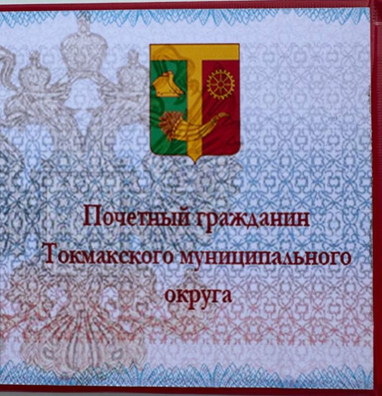 В праздничный день 80-летия Великой Победы ветераны войны и труда получают заслуженные поздравления, их подвиг в годы Великой Отечественной войны чтут руководители органов власти и простые жители