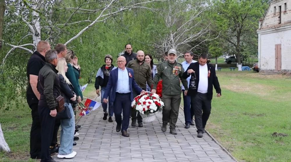Вечный огонь зажгли на мемориале в Пришибе