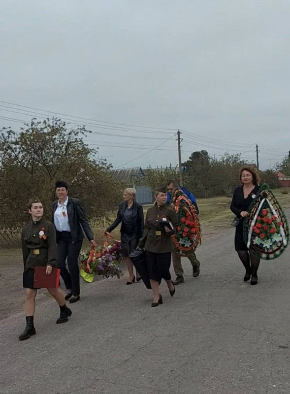 9 мая у памятника воинам землякам, павшим в годы Великой Отечественной войны, состоялся торжественный митинг