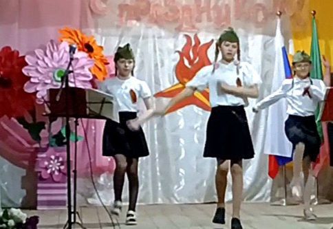 В преддверии великого праздника Дня Победы в стенах Новоконстантиновского сельского дома культуры состоялся праздничный концерт "Дню Победы посвящается...", приуроченный славному юбилею нашей страны — 80-летию Победы в...