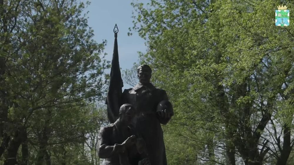 ���� �������� �������� 80-����� ������� ������: ����������� ������ � ��������� ������