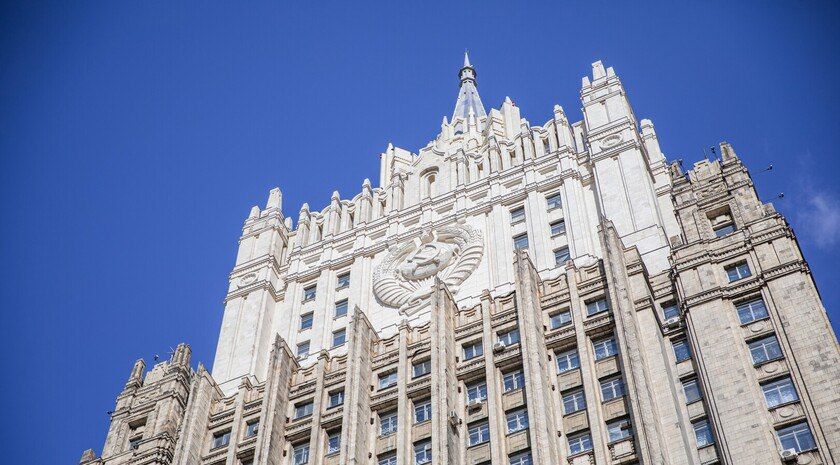 МИД: РФ готова к серьезным переговорам в Стамбуле по устранению причин конфликта