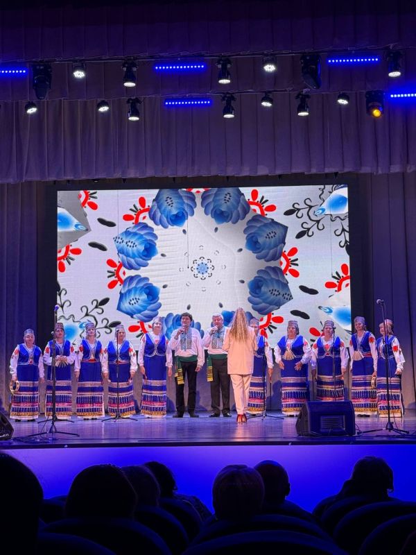 Во Дворце культуры Железнодорожников состоялся замечательный фольклорный вечер, который стал настоящим праздником для всех любителей народной культуры