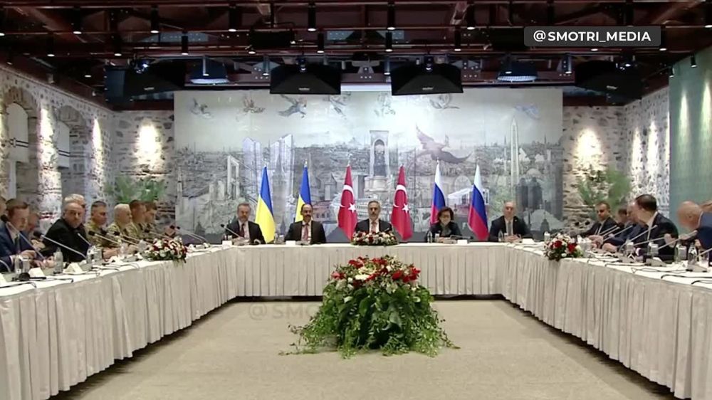 Встреча делегаций России и Украины началась в Стамбуле