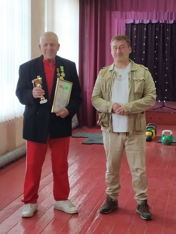Александр Трудоношин: 75 лет чемпиону!!!. Сегодня многократный чемпион мира по гиревому спорту Косенко Тимофей Семёнович отмечает свой 75-й день рождения