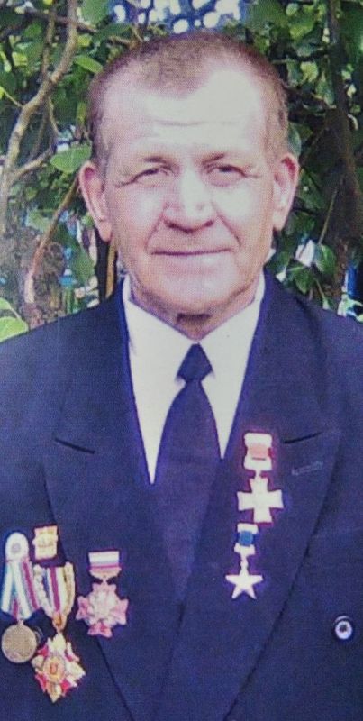 17      , ,     ,     ()      