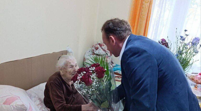 Жительница Бердянска отпраздновала 100-летний юбилей