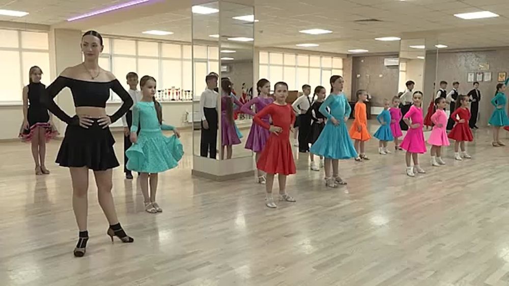 Участники группы «Fenix Team» при Детской музыкальной школе №1 продолжают покорять танцевальный олимп