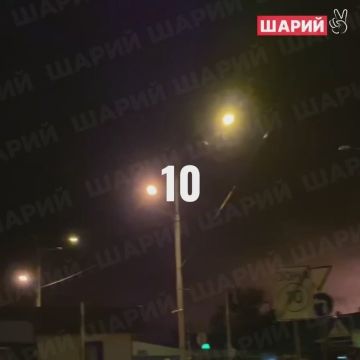 Кадры 20 прилетов по заводу "Антонов" в Киеве