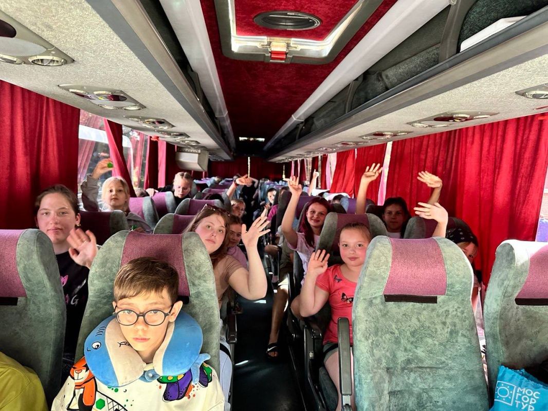 120 детей из подшефных территорий отправились на летний отдых в детский оздоровительный лагерь на Черноморском побережье