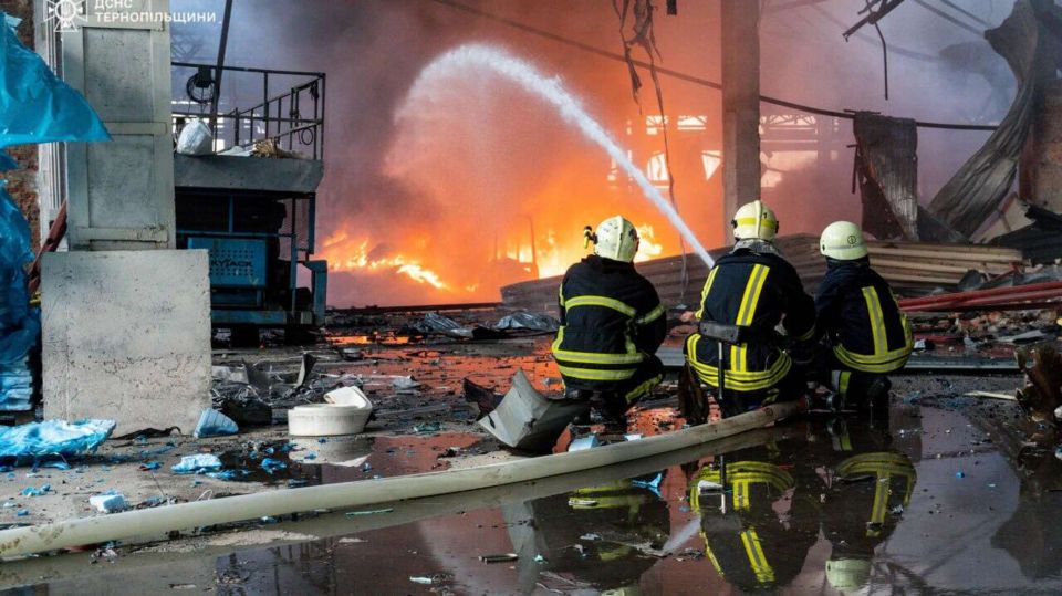 Снижение ключевой ставки и удар возмездия по Украине: главное за день