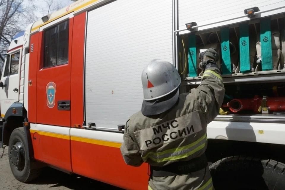 Здание недействующей гостиницы загорелось в Энергодаре после атаки ВСУ