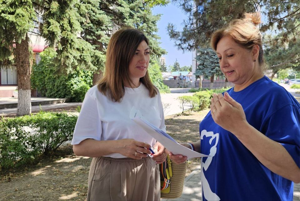 6 июня 2025 Васильевские единороссы отпраздновали День русского языка В честь празднования Пушкинского дня России и Дня русского языка в Днепрорудном состоялось мероприятие.Его участниками стали жители региона приграничных...