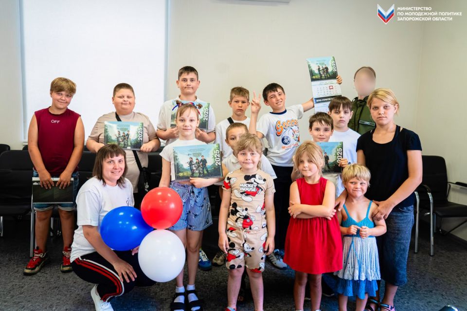 В Комплексном центре социального обслуживания населения состоялась интерактивная викторина, посвящённая Дню России