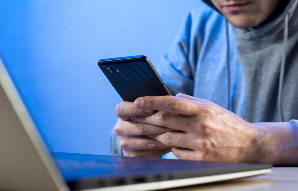 Как не стать жертвой телефонных мошенников? Ответ эксперта