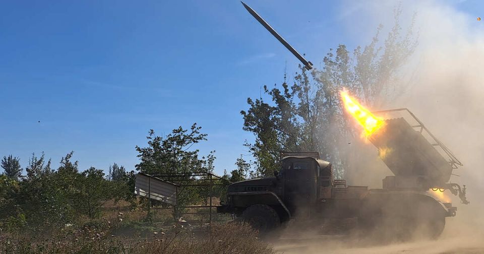"Град" стер с лица земли склад боеприпасов ВСУ в Запорожской области