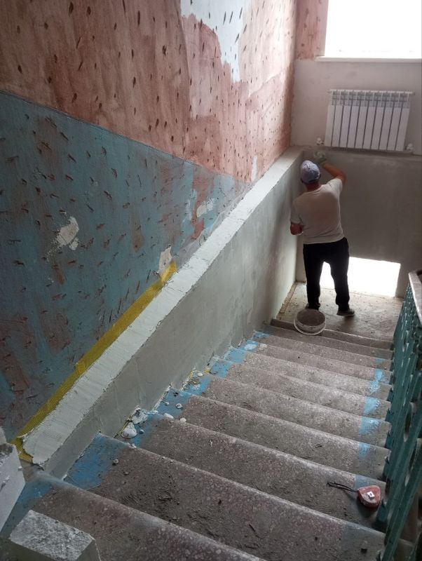В школе села Григорьевка Пологовского МО устанавливают современную систему отопления