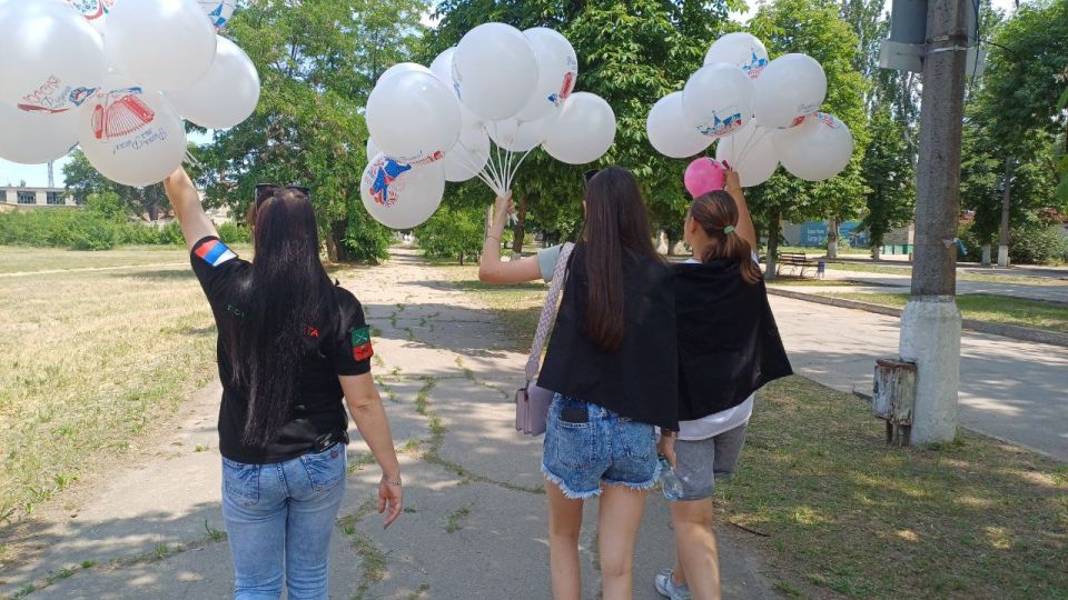 В Пологах поздравили жителей города с праздником День России