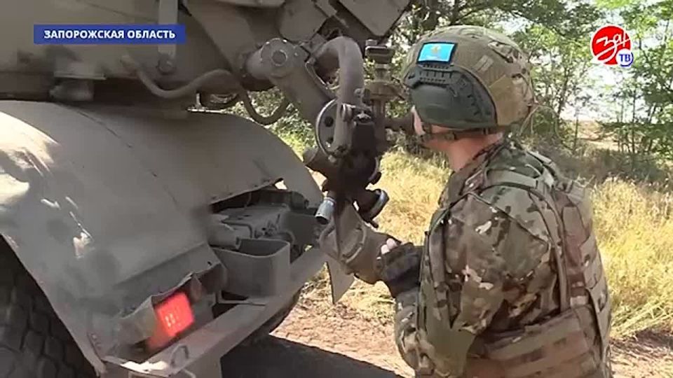 Расчёт РСЗО «Град» группировки войск «Днепр» сорвал ротацию противника, нанеся удар по технике и живой силе врага