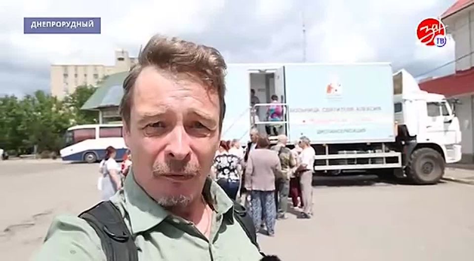 Полторы тысячи жителей Днепрорудного прошли диспансеризацию в передвижном медпункте из Москвы