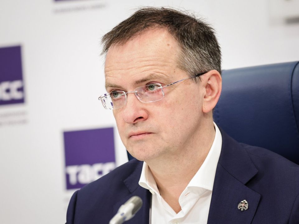 ��������� ����� ���������� ����� � �������� ���������� � ������ ������������