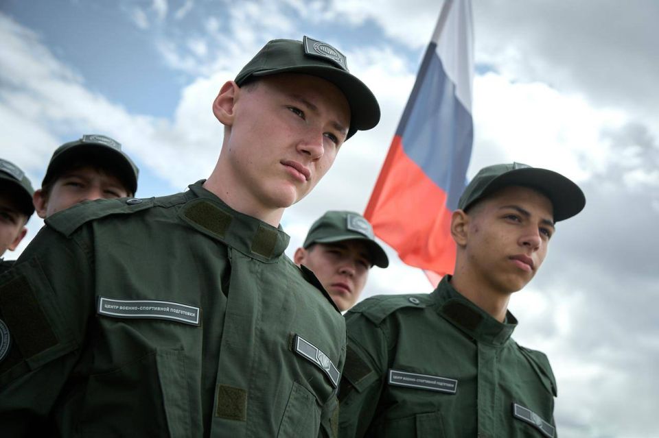 Евгений Балицкий: Подростки из Запорожской области стали участниками третьей смены «Время юных героев» от Центра «ВОИН» в Волгограде