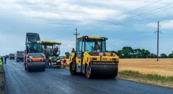 На совещании Президента высоко оценили восстановление автомобильных дорог в Запорожской области