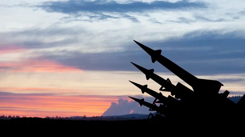 От Львова до Одессы: "Кинжалы" и "Калибры" бьют по логистике и военным объектам Украины