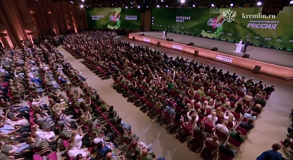 Путин раскрыл объем средств пожертвованных участникам СВО через Народный фронт